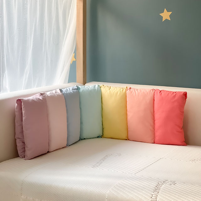 corner pillow for bed